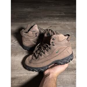 NIKE 'Air Lahar' ACG Boots Brown Leather Lace Up Hiking Shoes Women's SizeUS 8.5